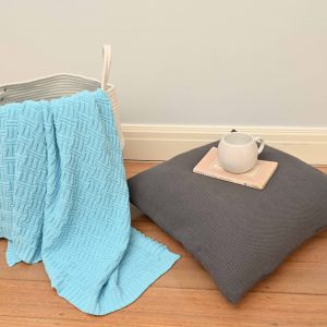 Basketweave Knitted Throw – Blue
