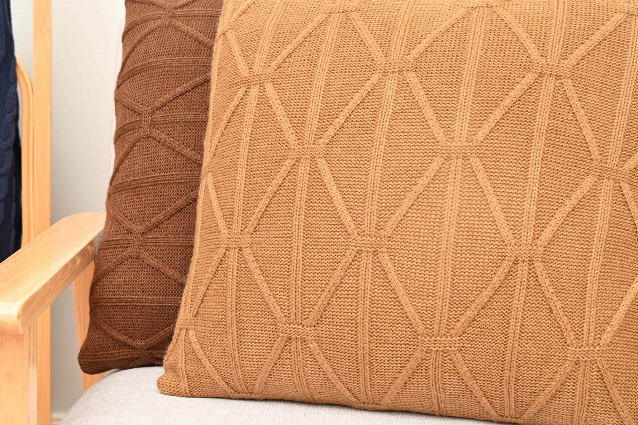 Twisted Diamond Knitted Cushion - Caramel