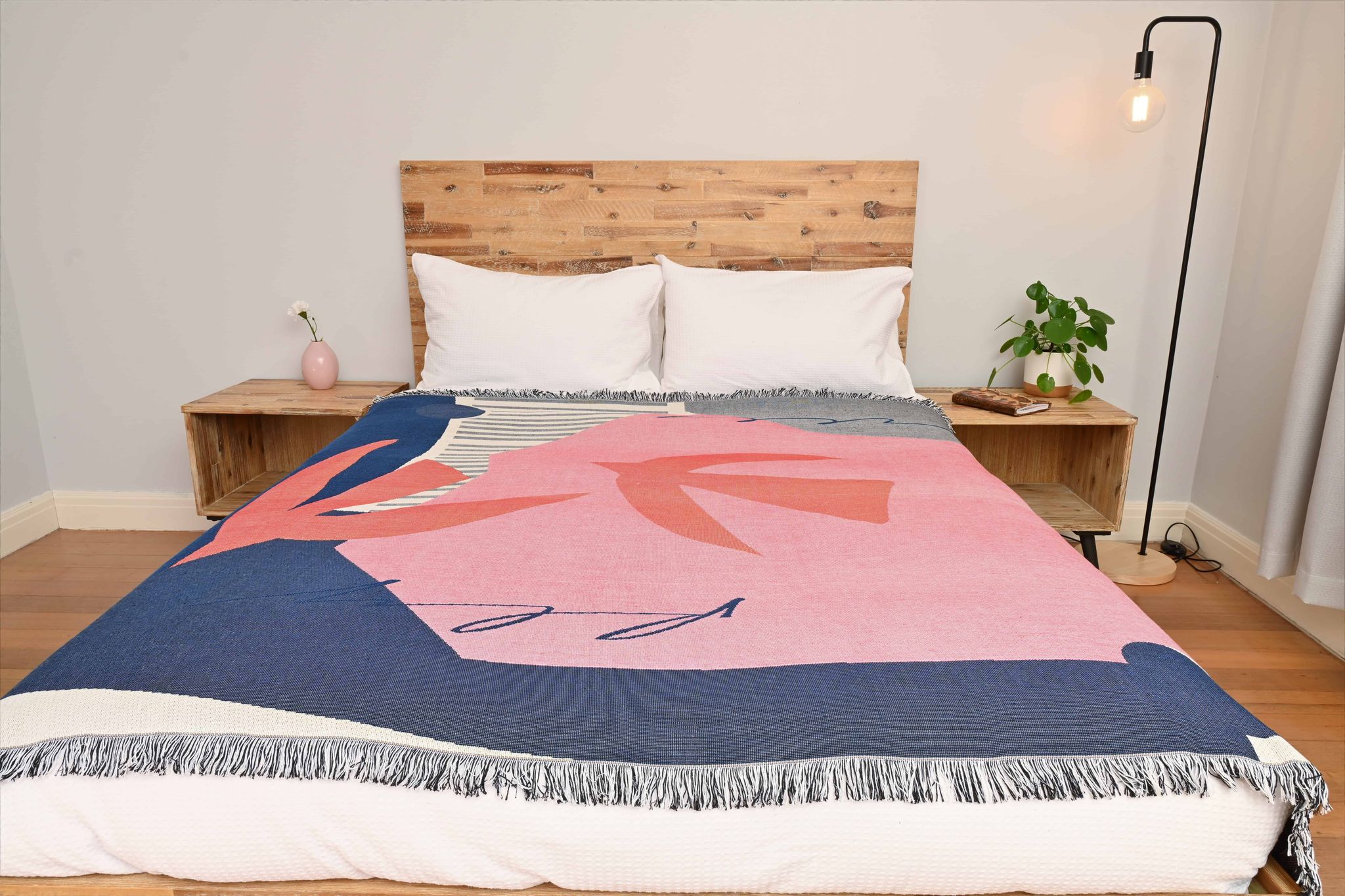 Soaring Geometric Throw Medium Large - Image 2