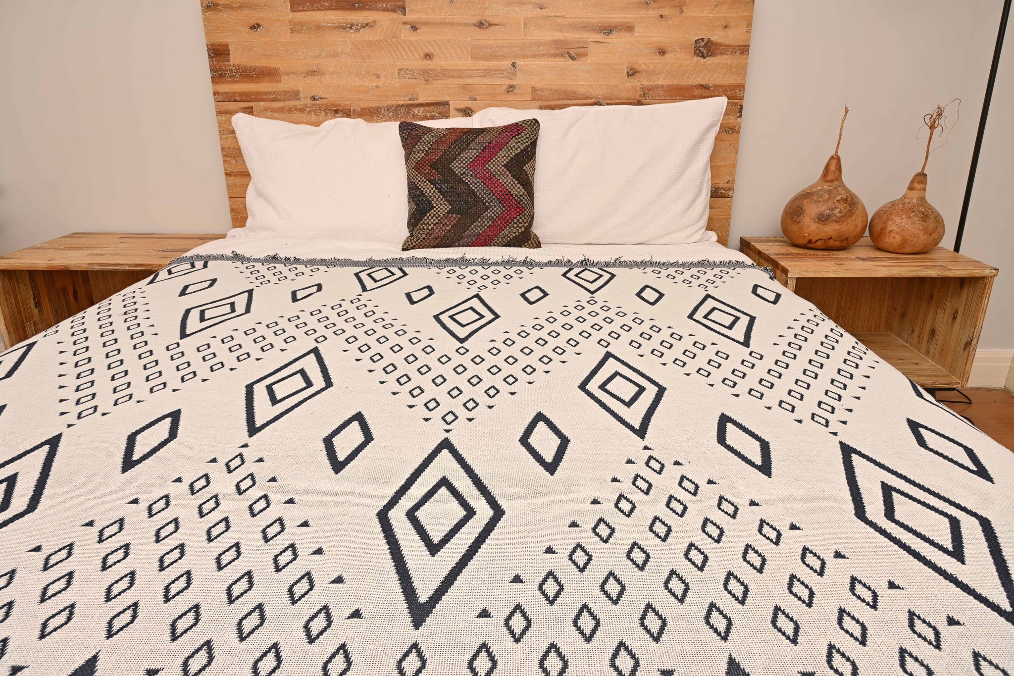 Black Diamond Throw/Picnic Rug Medium Large